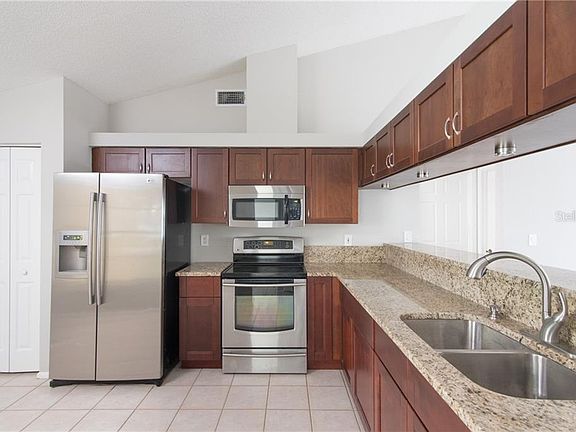 4th image of 13201 Pine Creek Cir