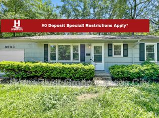 8903 E 72nd St, Raytown, MO 64133