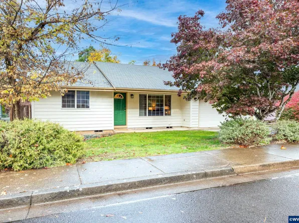 2645 Citrus Pl NW, Salem, OR 97304