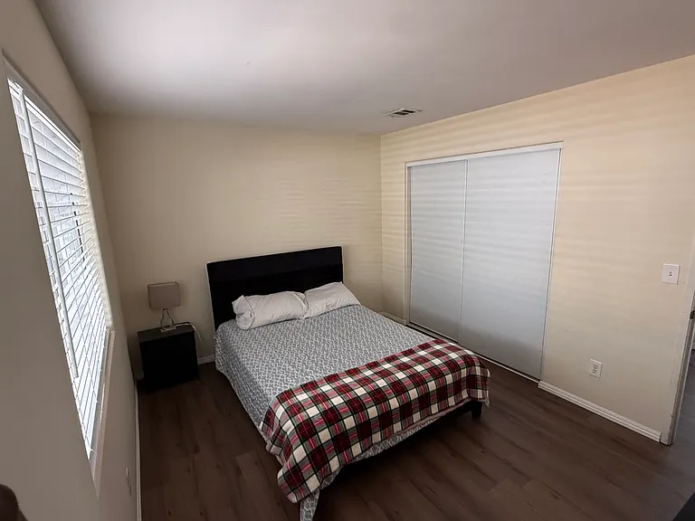 27211 Soprano St — Photo 12