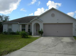 550 Hobart Ave NW, Palm Bay, FL 32907