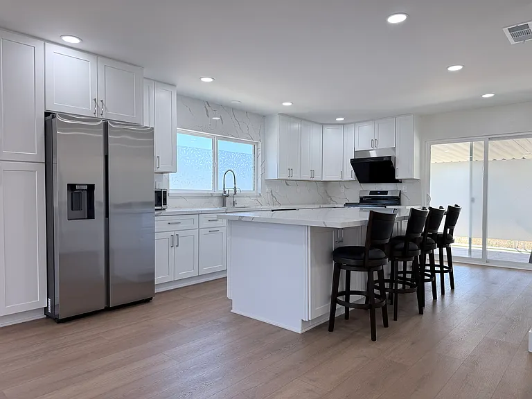 12650 Cypress Ave — Photo 5