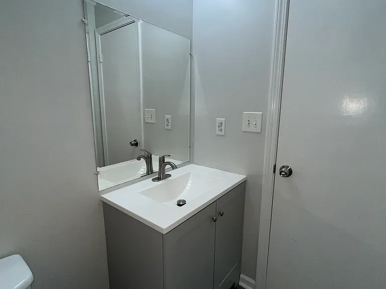 3743 Oakwood Hills Dr #B — Photo 7