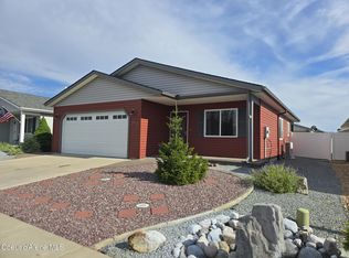 8706 W Sawtooth St, Rathdrum, ID 83858