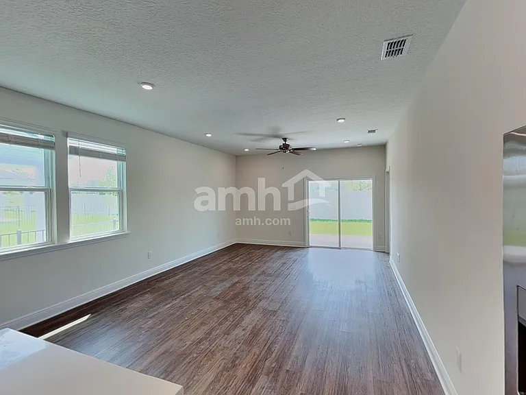 375 Onate Cir — Photo 5