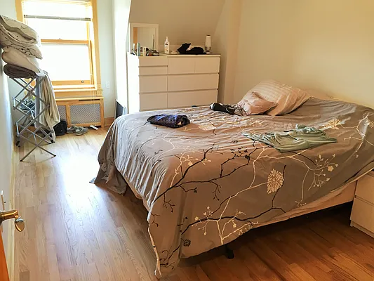 Rented by Joe Gotham LTD | media 13