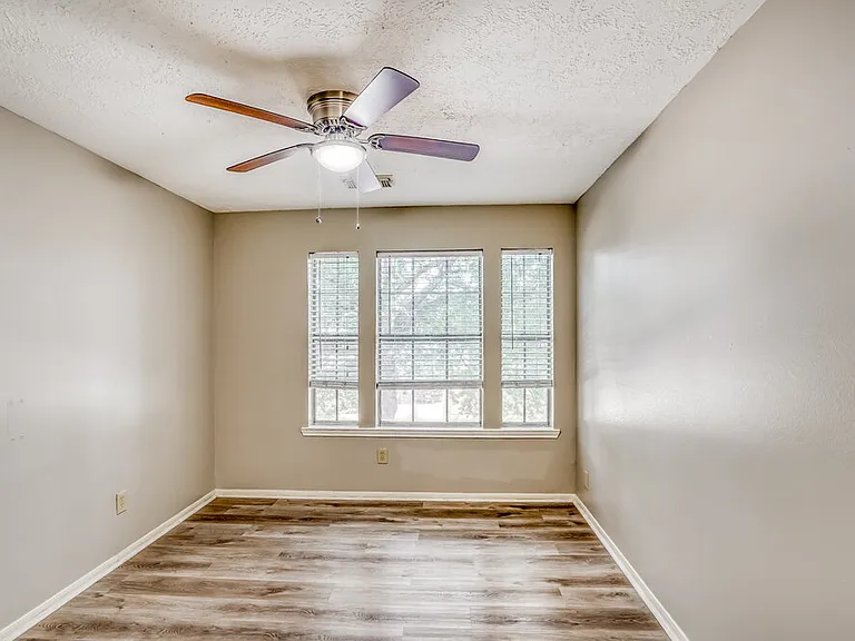 4255 Gypsy Pops Dr — Photo 13