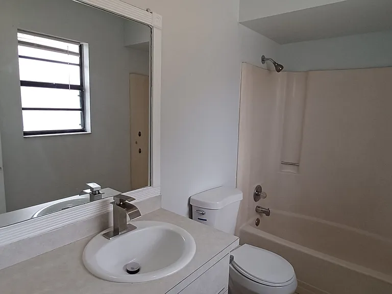 6120 Georgia Ave — Photo 13