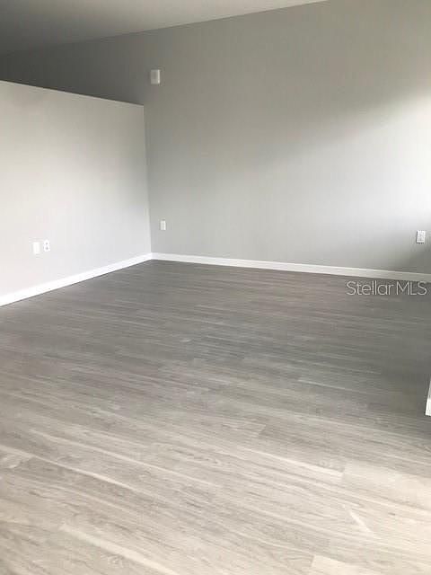 2nd image of 119 East Ln