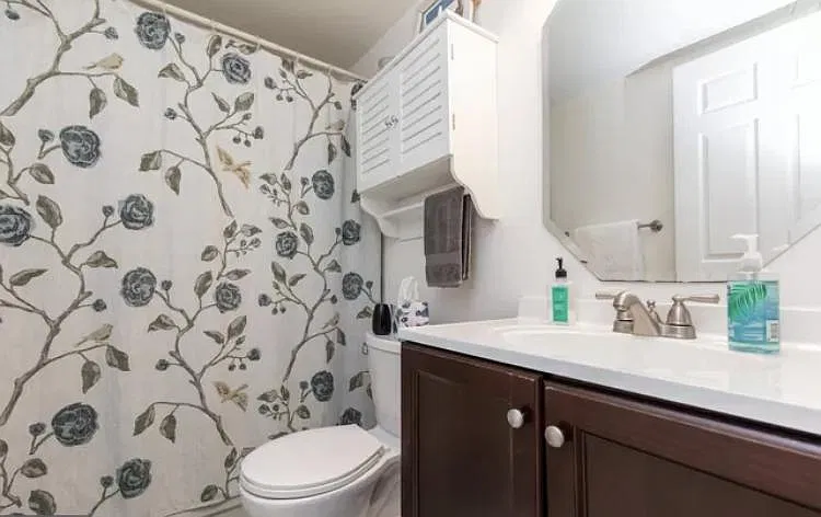 2 bed, 1104 sqft, $2,300 — Photo 2
