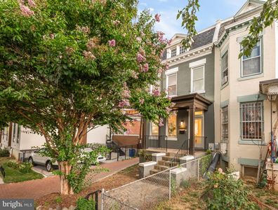 1371 Perry Pl NW, Washington, DC, 20010