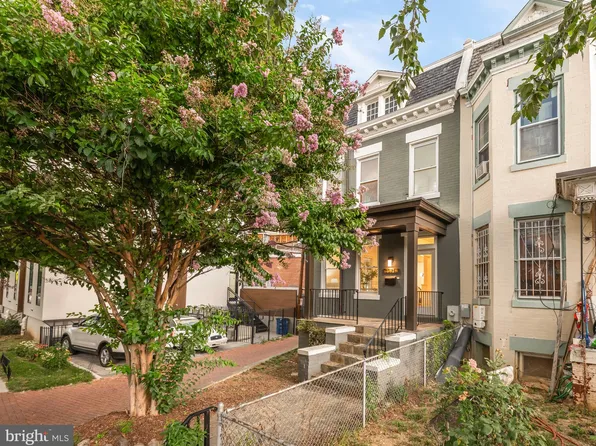 1371 Perry Pl NW, Washington, DC 20010