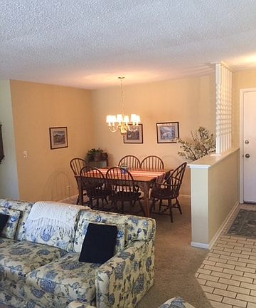 2nd image of 29W381 Emerald Green Dr Unit H
