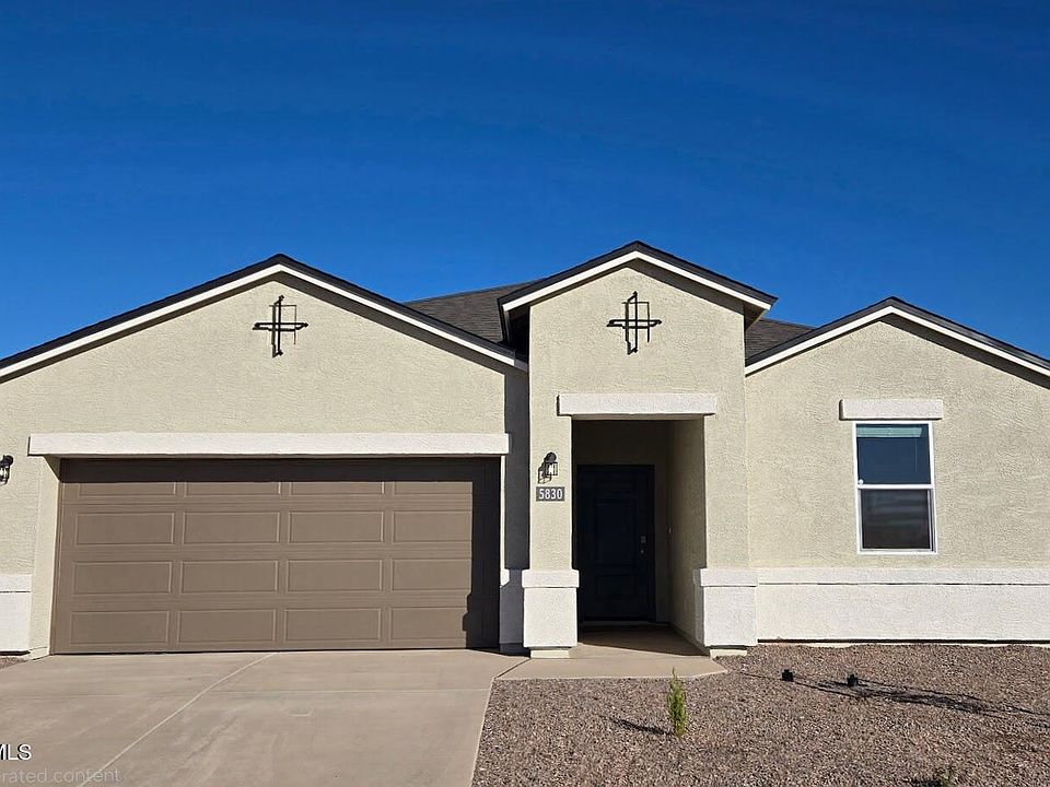 1st image of 5830 E Smeaton Place