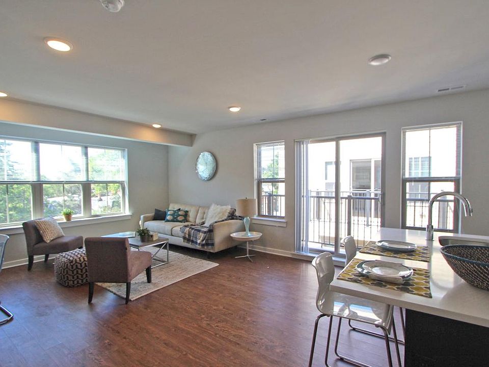1st image of 6656 Germantown Ave #302