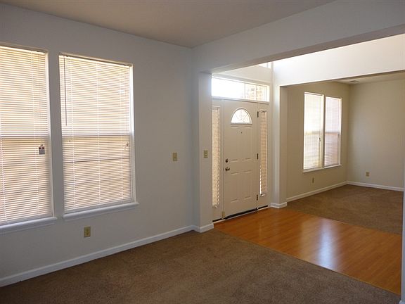 5th image of 4554 Carvin Cir
