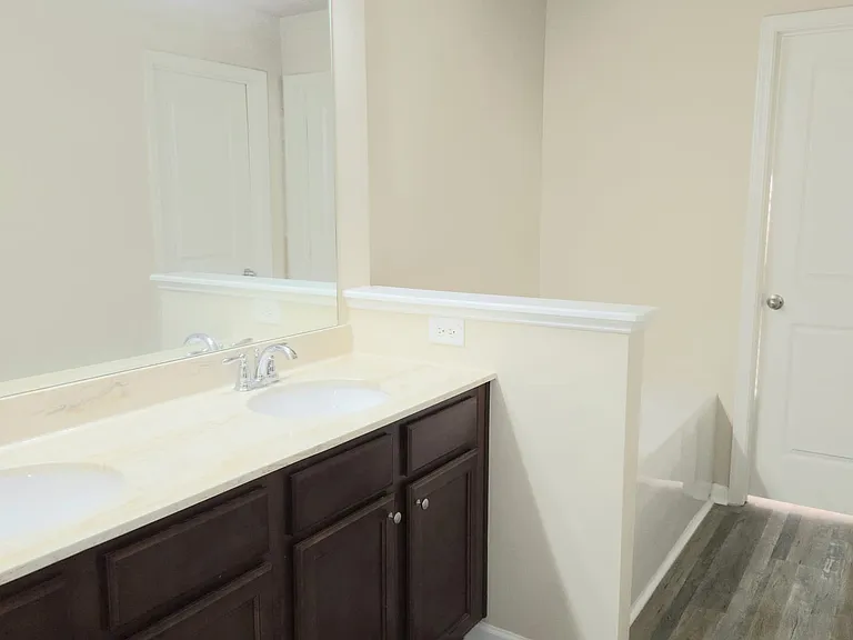 3524 Castleberry Village Cir — Photo 22