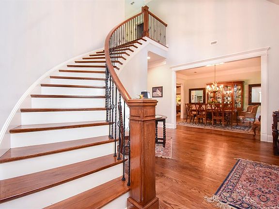3rd image of 3820 Brighton Creek Cir