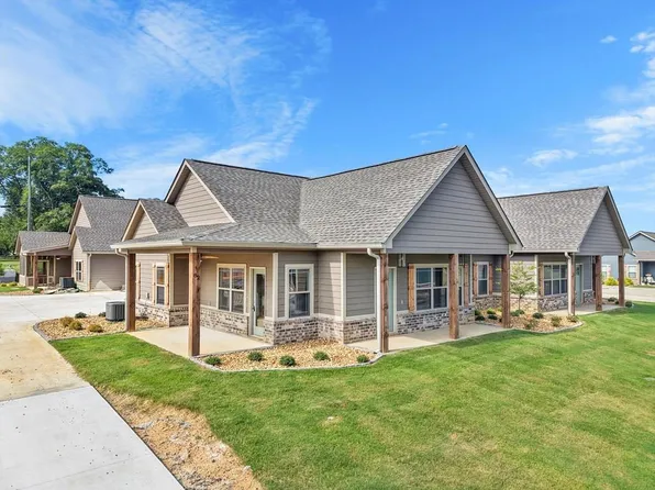 86 Maddox Ln, Chatsworth, GA 30705