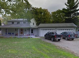 3227 Newton Rd, Commerce Township, MI 48382