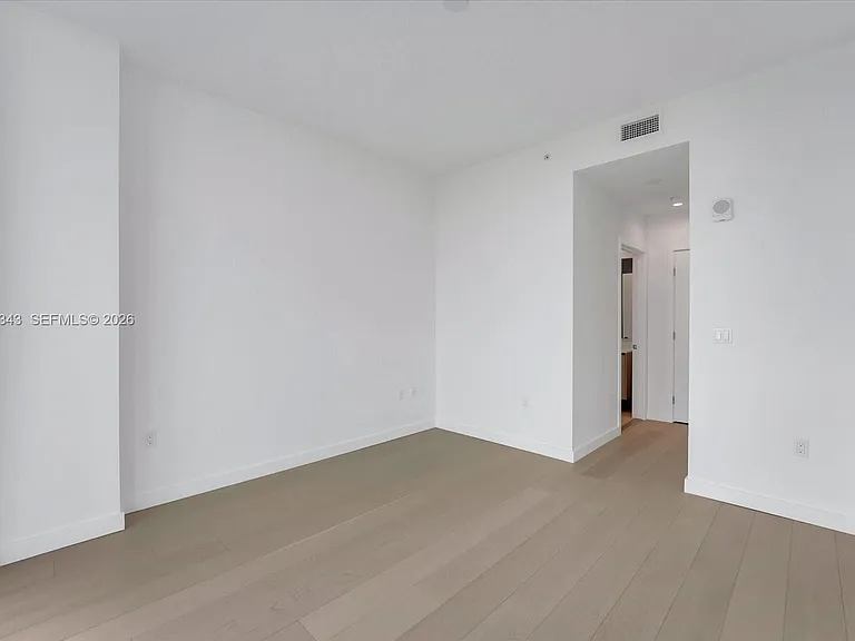 9201 E Bay Harbor Lph_711 #LPH_711 — Photo 10