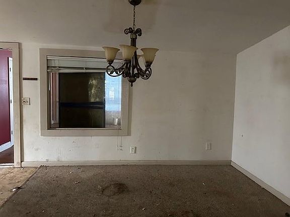 4th image of 609 Avenue D