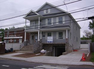 4088 Amboy Rd, Staten Island, NY 10308