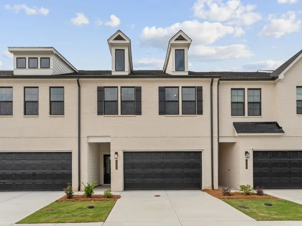 1323 Farmers Loop, Austell, GA 30106