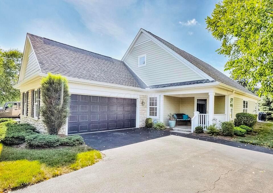 1st image of 204 Tamarack Dr