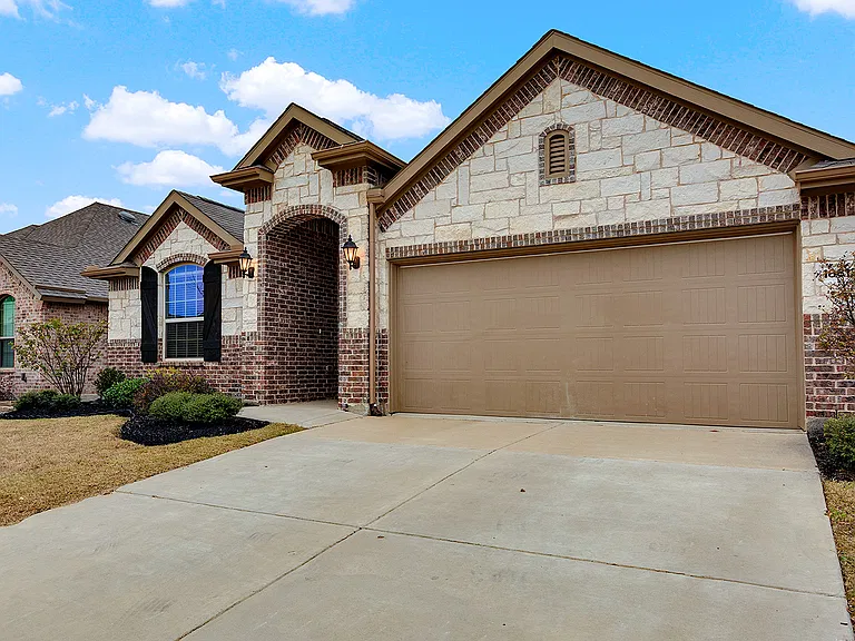 16613 Stillhouse Hollow Ct — Photo 3