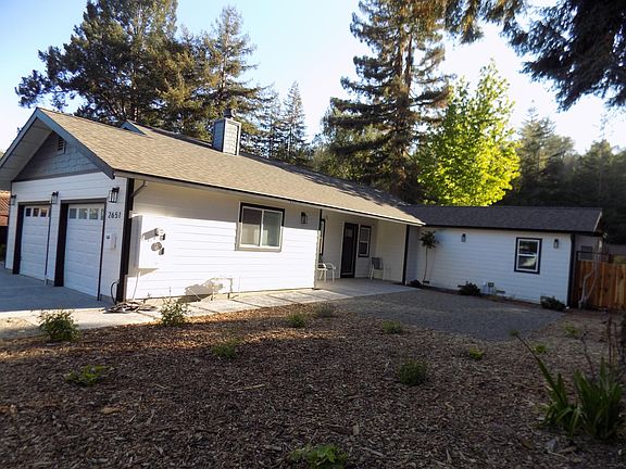 2nd image of 2651 Bradford St