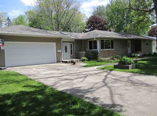 1460 4th St, Port Edwards, WI 54469