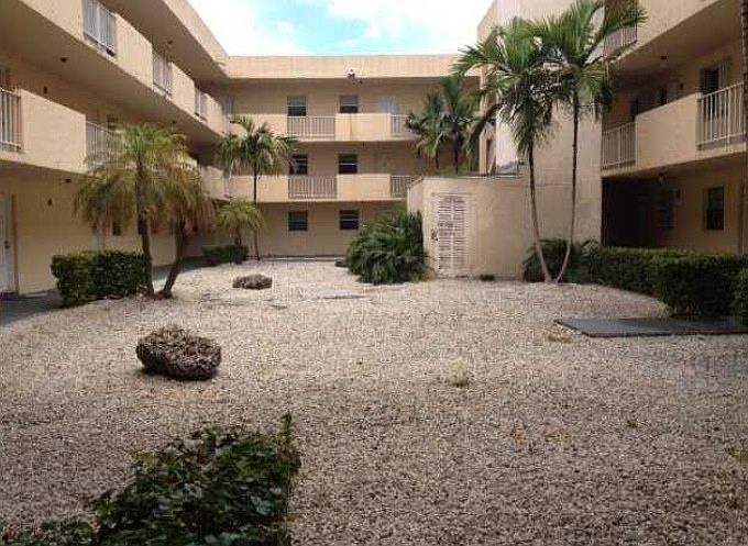 2nd image of 1725 W 60th St APT F312