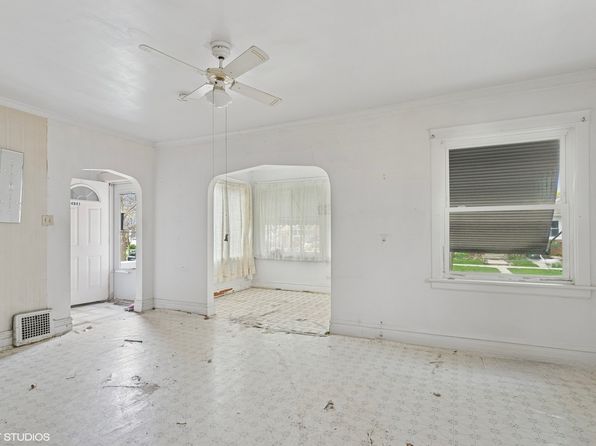 4941 N Kildare Ave, Chicago, IL 60630