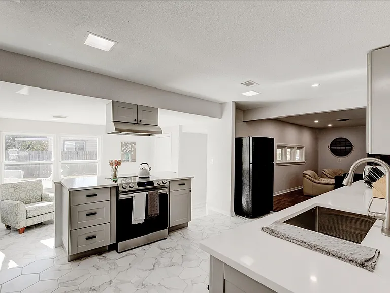 3511 Corto Ave — Photo 11