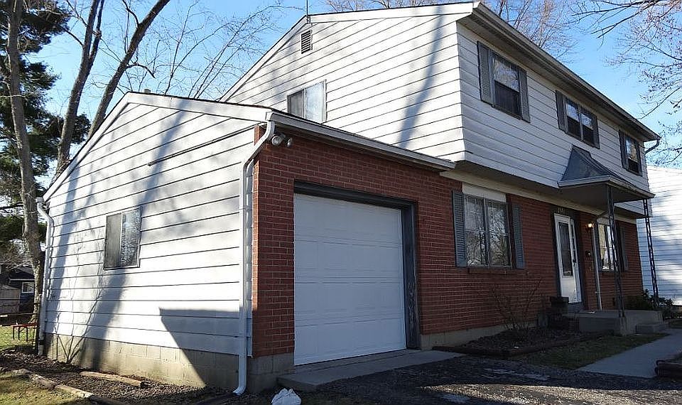 1st image of 2991 Upton Rd W