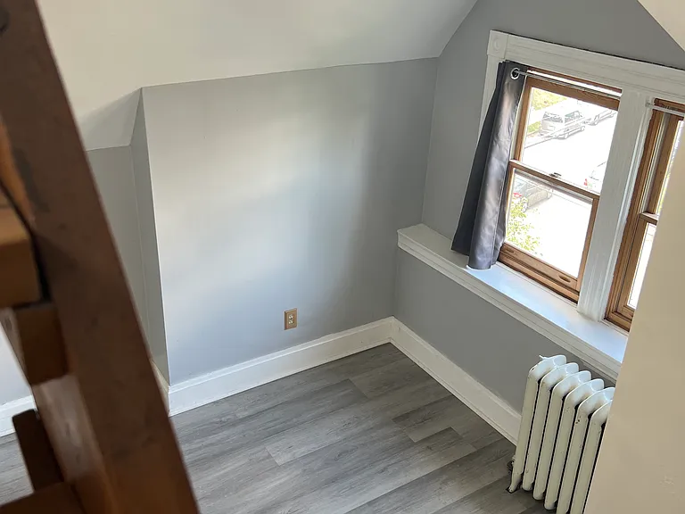 628 College St #1 — Photo 8