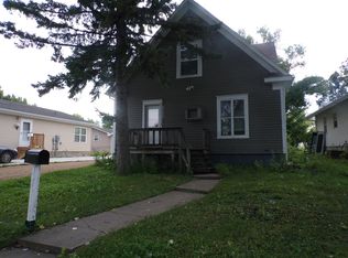 922 3rd Ave, Brookings, SD 57006