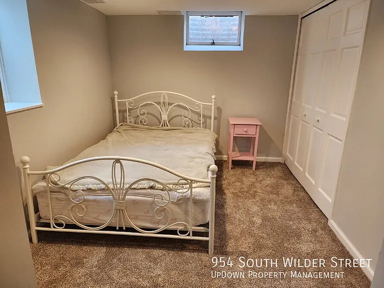 954 Wilder St S — Photo 11