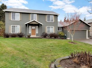 5630 SE Lexington Dr, Hillsboro, OR 97123