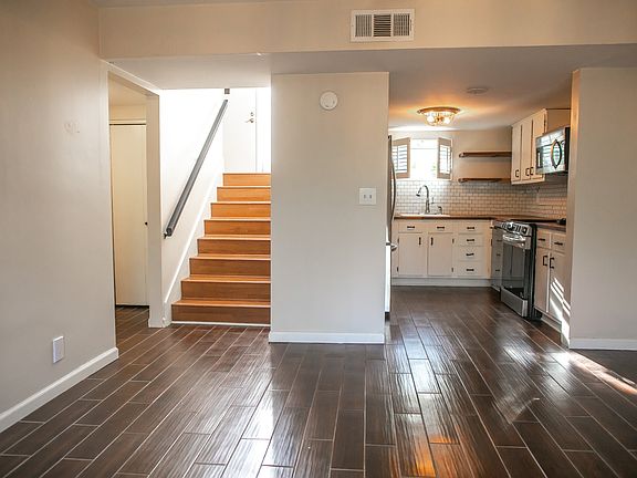 5th image of 21 Vaughns Gap Rd APT 12