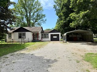 600 E Pearl St, Aurora, MO 65605