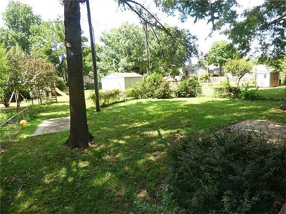 4th image of 2700 S Milton Dr