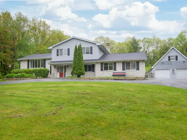 243 Sundance Rd, Effort, PA 18330
