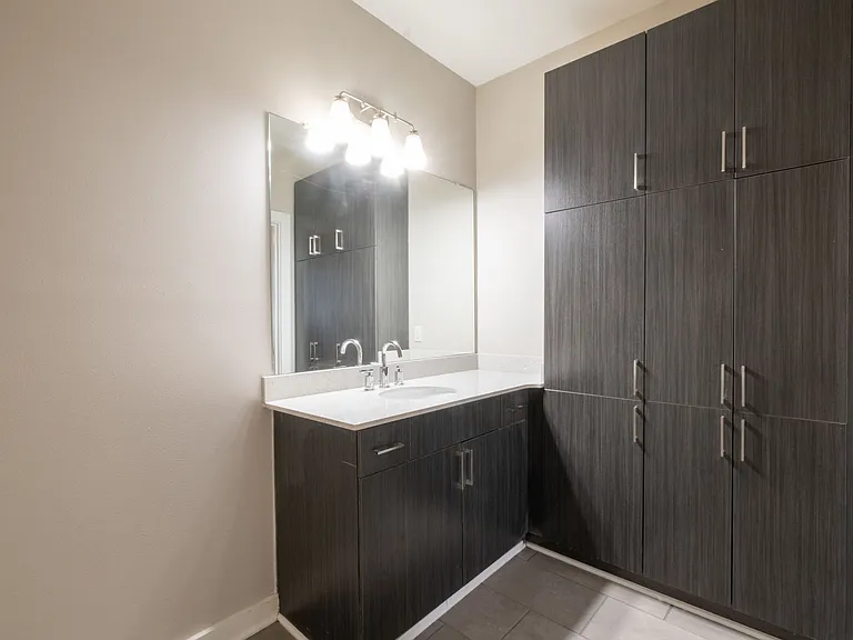 48 Moda Ln — Photo 31