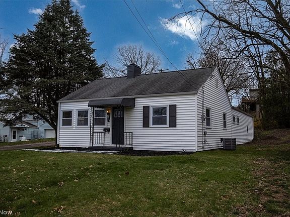 4th image of 378 E Hopocan Ave