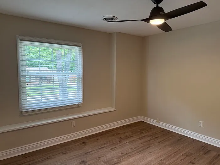 318 Wildforest Dr — Photo 23