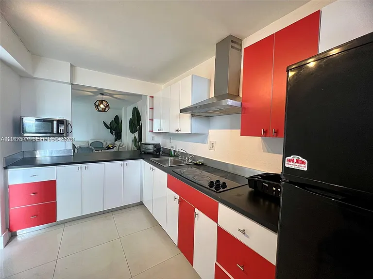 2903 N Miami Beach Blvd #906 — Photo 6
