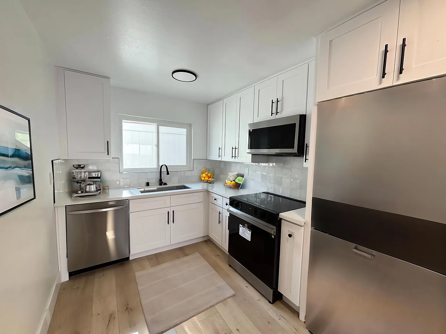 2 bed, $2,695 — Photo 3
