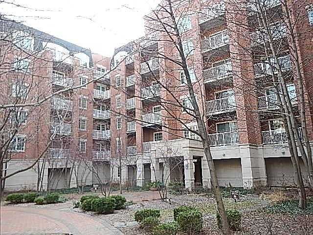 4811 N Olcott Ave Unit 301 Hrwood Heights IL 60706
